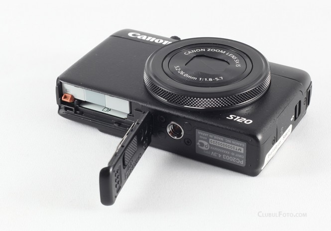 acumulator aparat foto compact
