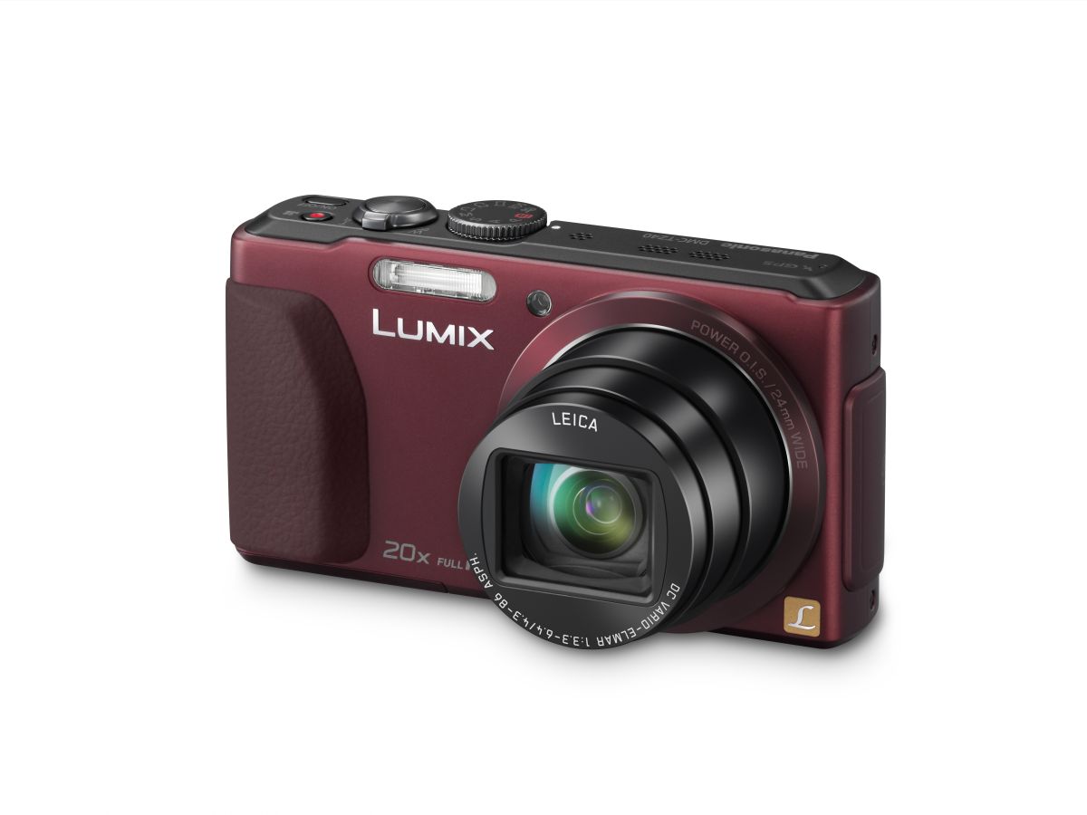  Panasonic a dezvaluit la CES linia de camere compacte LUMIX pentru 2013