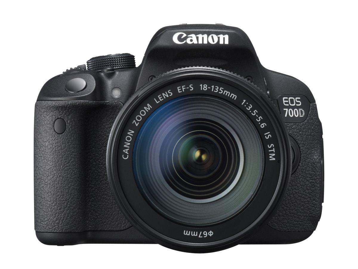 Canon lansează EOS 700D şi EOS 100D – aparate foto pentru dezvoltarea creativităţii