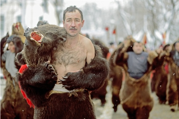  Primul român câștigător la Sony World Photography Awards 2013 – Alecsandra Drăgoi