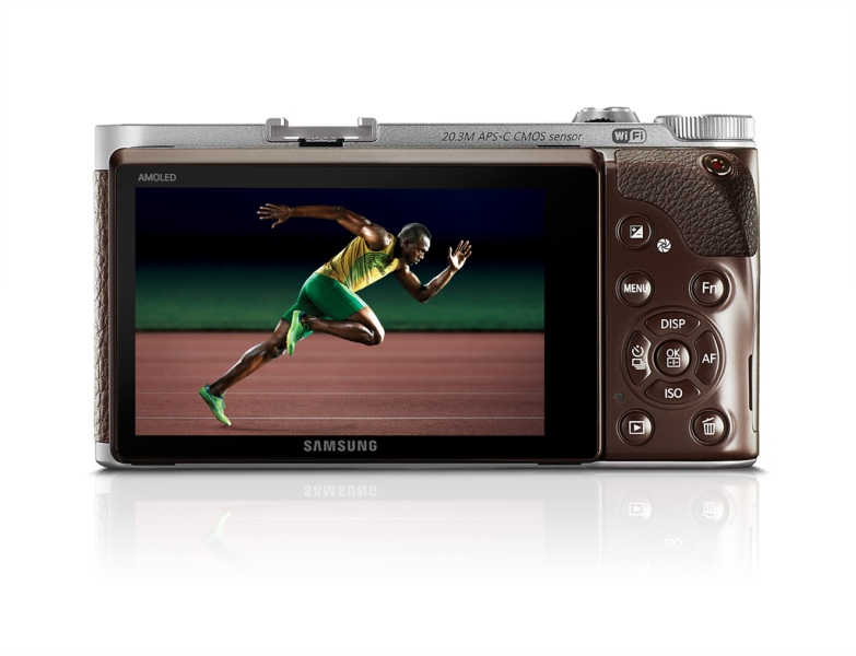  Samsung NX300  – fotografiaza rapid, distribuie si mai rapid