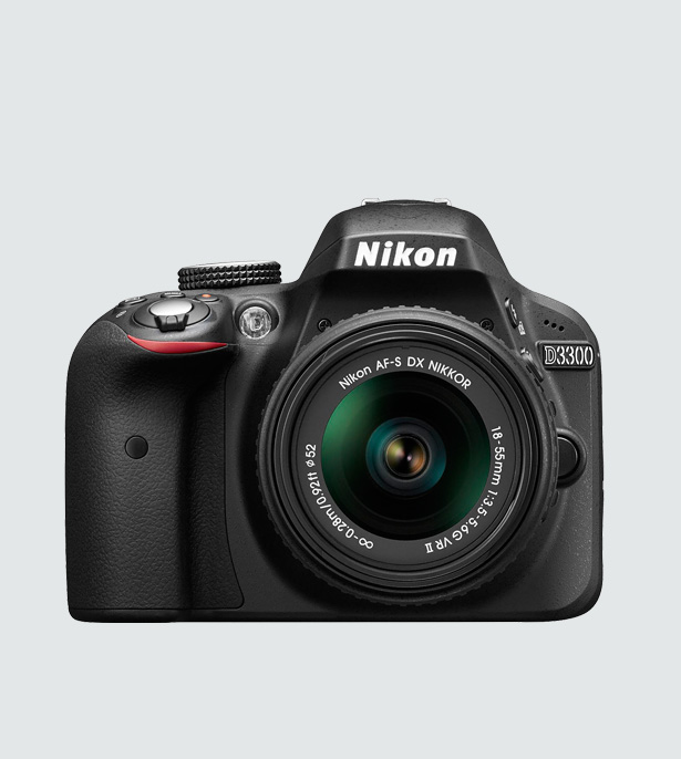  Nikon D3300 kit 18-55 VR II in stoc la F64
