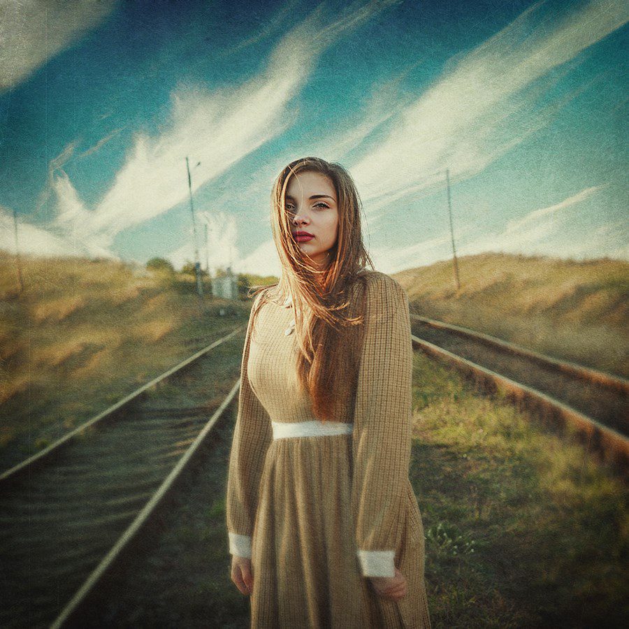 (c) Cristina Venedict