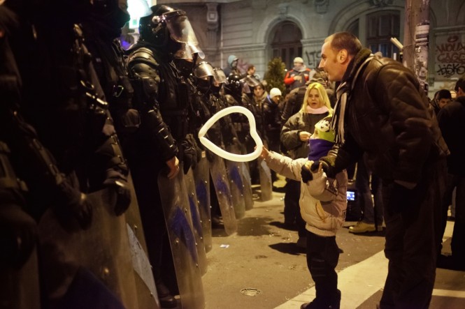 ioana moldovan protests 15