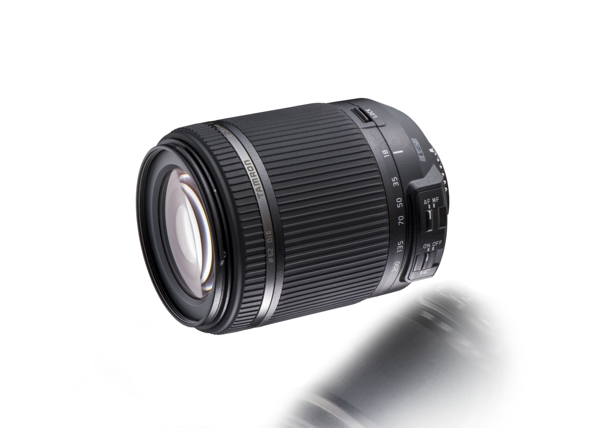  Noul Tamron 18-200mm VC este cel mai ușor din lume!