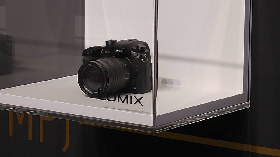  Panasonic LUMIX GH5 anuntat la Photokina 2016