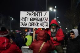 protestul împotriva grațierii
