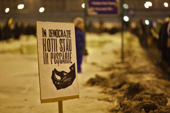 protestul împotriva grațierii