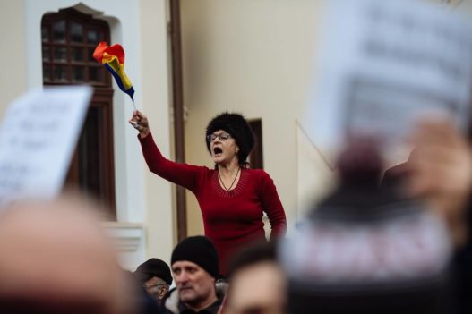 protestul împotriva grațierii