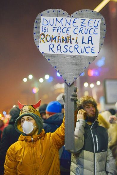 protestul împotriva grațierii