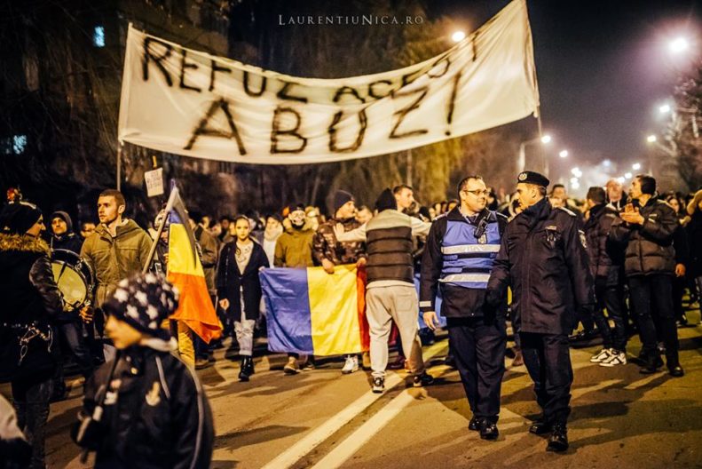 protestul împotriva grațierii