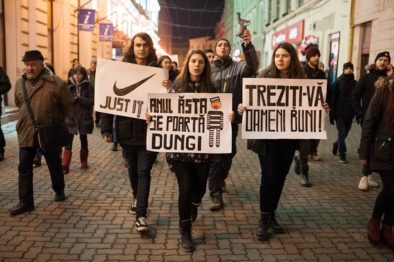 protestul împotriva grațierii