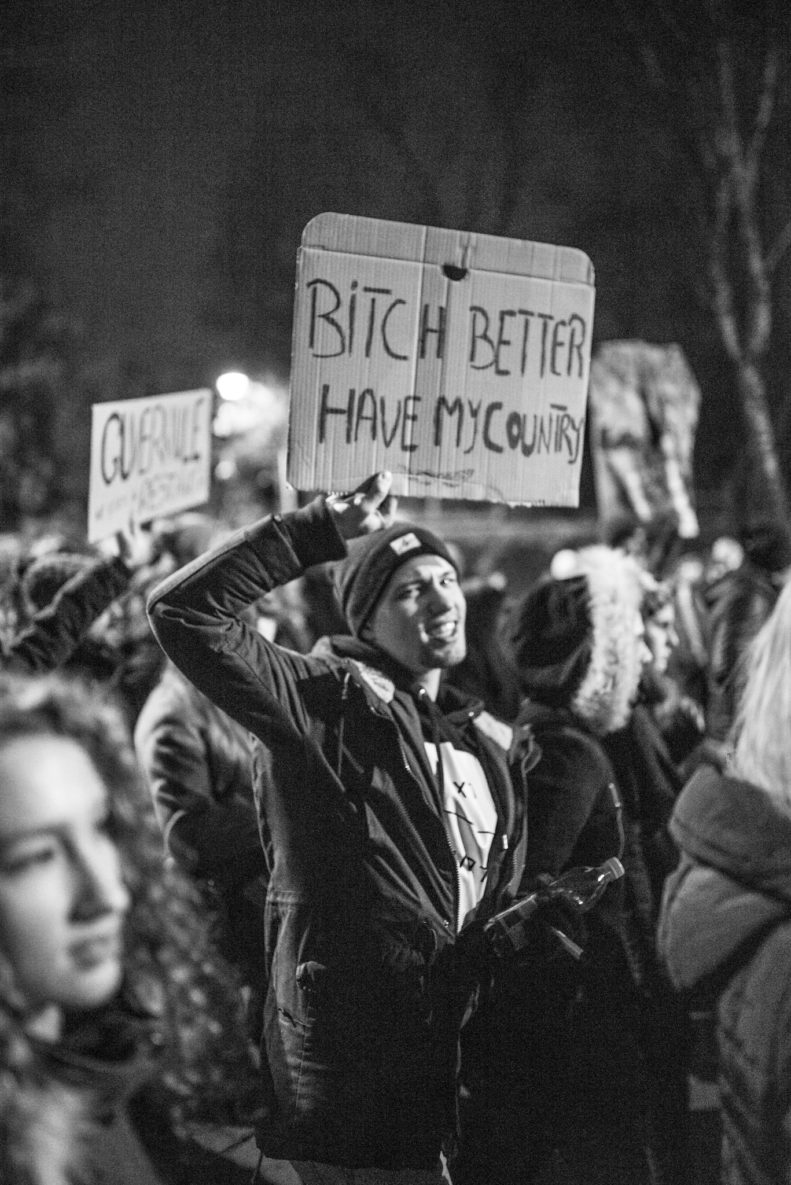 protestul împotriva grațierii
