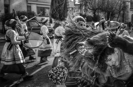 (c) Gabriel Bălănescu