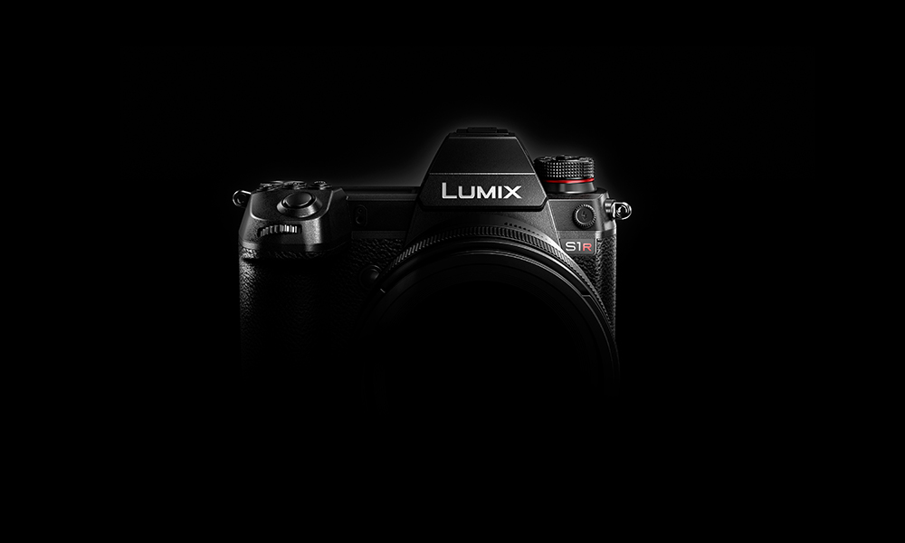  Actualizare a camerei mirrorless full-frame Panasonic LUMIX S