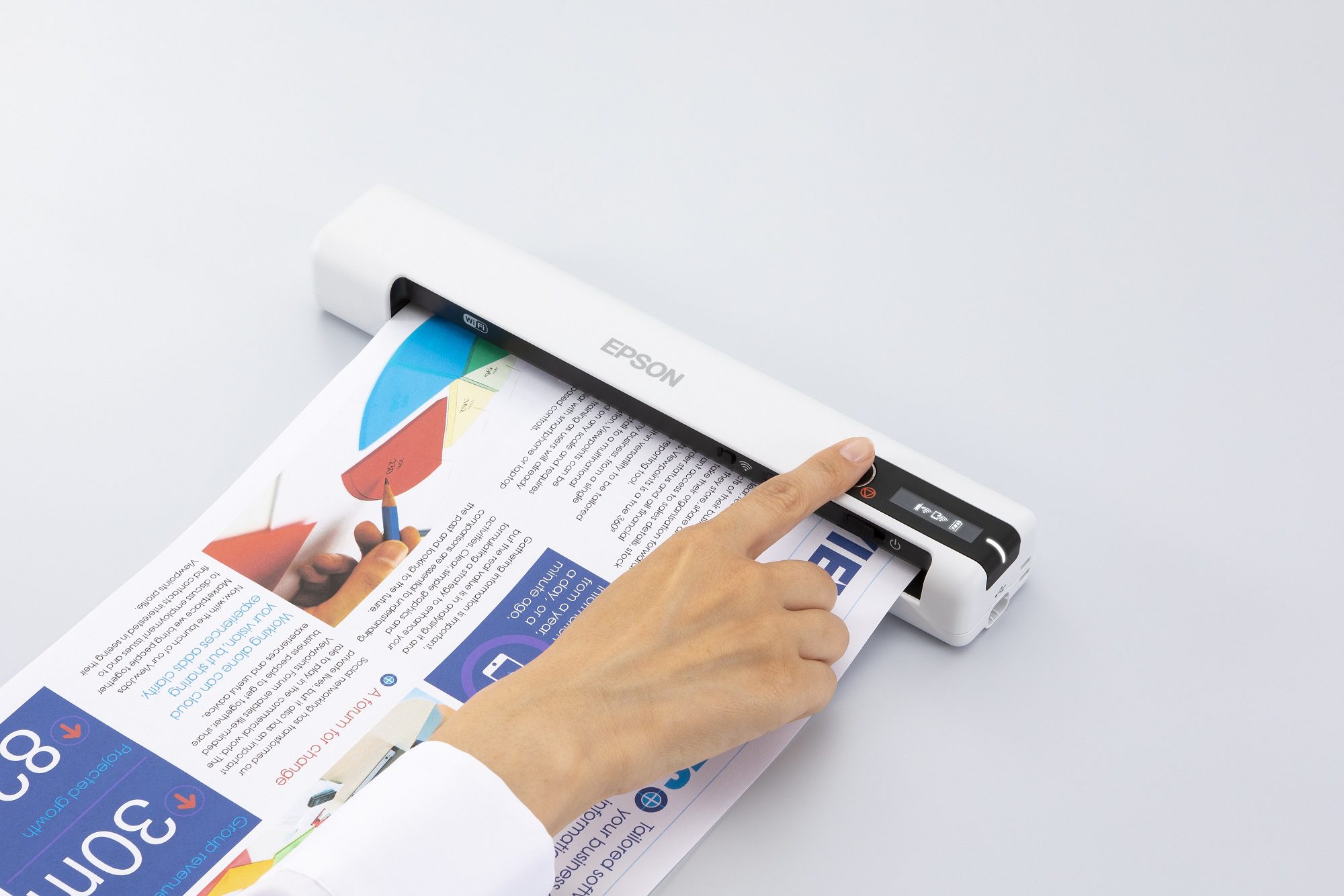  EPSON: Scanează oriunde cu ajutorul scannerelor mobile