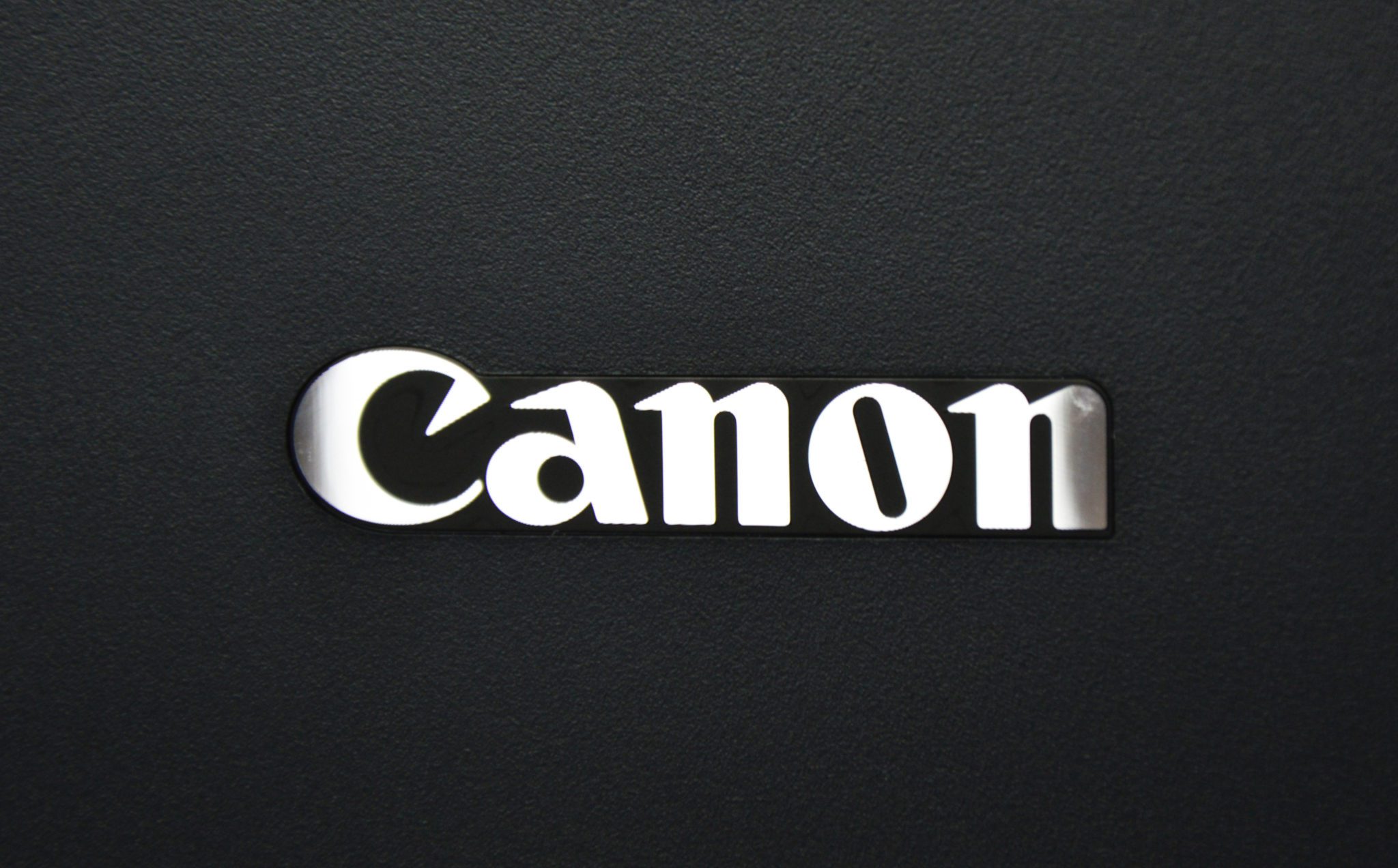 Canon prezintă viitorul securităţii documentelor
