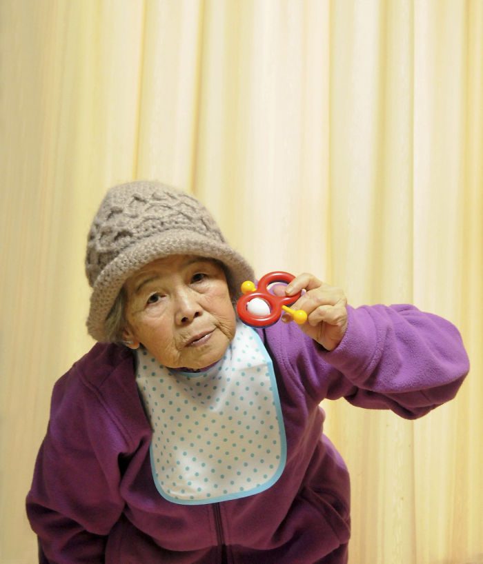  La 89 de ani, bunicuța Kimiko s-a apucat de fotografiat! Vezi cum a reușit.