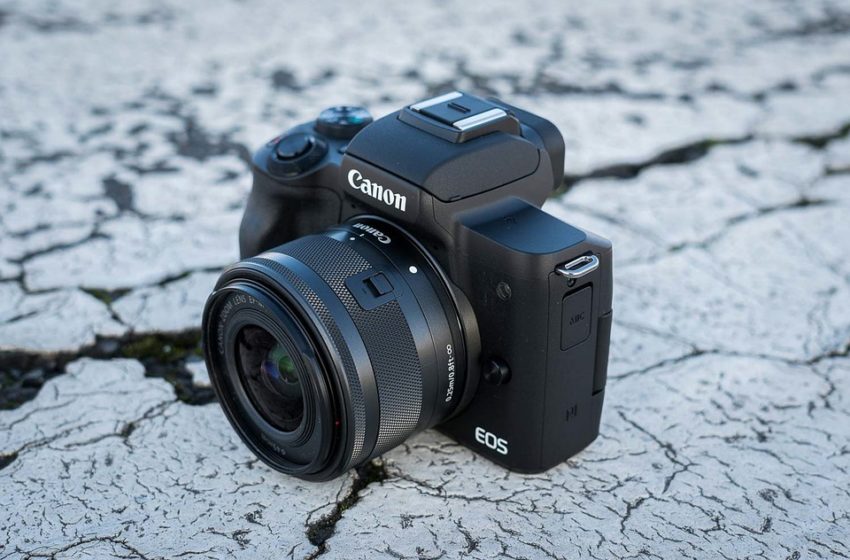  Cele mai bune aparate Canon pentru vloggerii începători