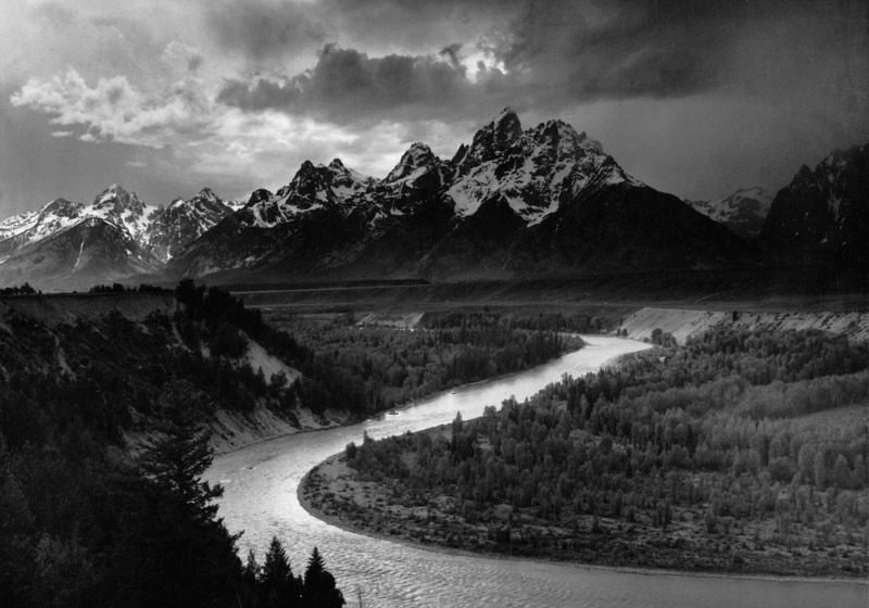  Cum a revoluționat Ansel Adams fotografierea peisajului