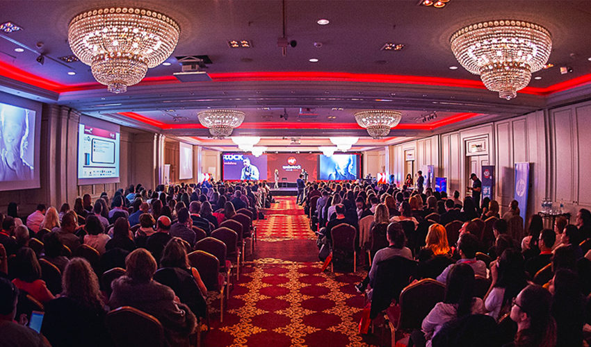  Canalul de Youtube și blogul F64, nominalizate la Webstock 2021
