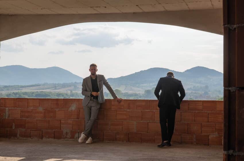 Mândrie și Beton: Un webdocumentar în zece capitole și o nouă carte de fotografie