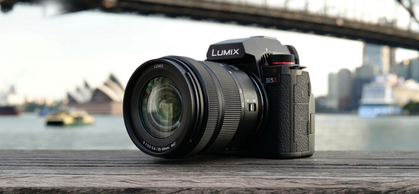  Panasonic lansează un nou program de actualizare a firmware-ului pentru camerele Lumix S5II și Lumix S5 IIX