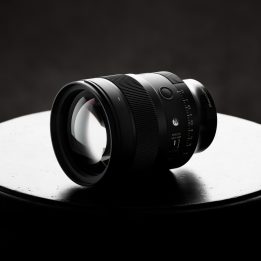 01_SIGMA_Marketing_Art_85mm_F1.2_1080x1080_POST